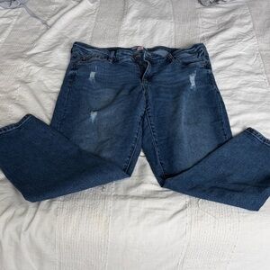 ARULA Light Blue Denim Jeans